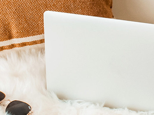 Kā visefektīvāk un gaumīgāk iekārtot mājas ofisu?