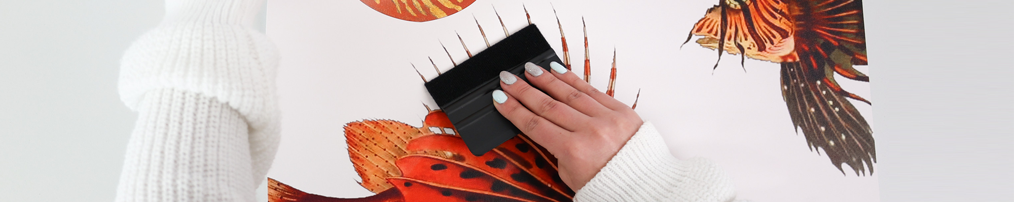 Pašlīmējošs materiāls – tapešu nākotne