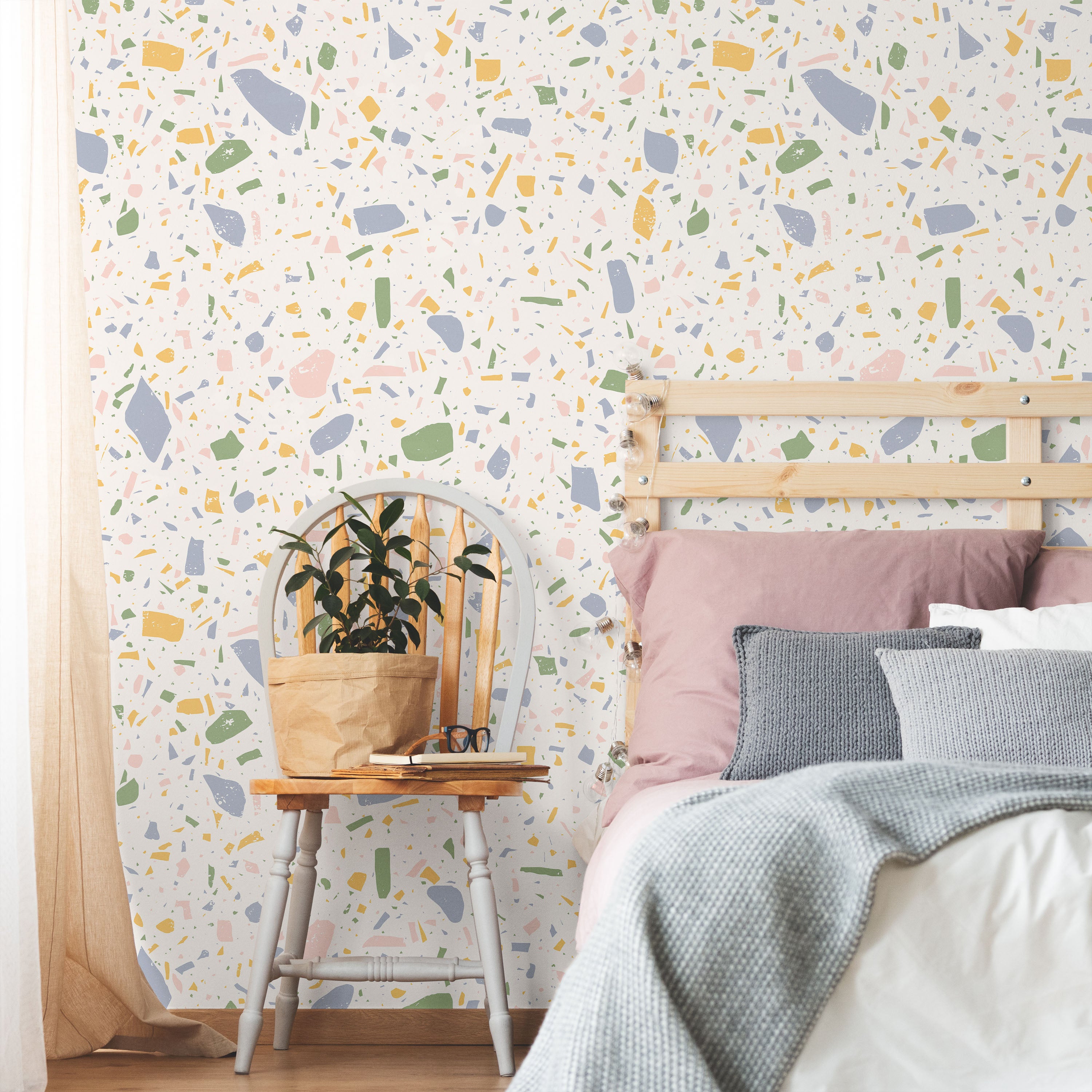 Ziedlapu Konfeti - tapešu dizains interjerā
